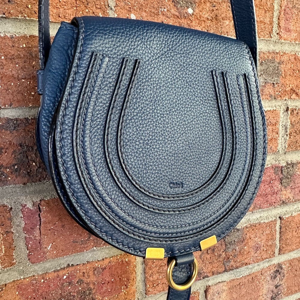 Chloé Small Marcie Leather Crossbody Bag - Navy